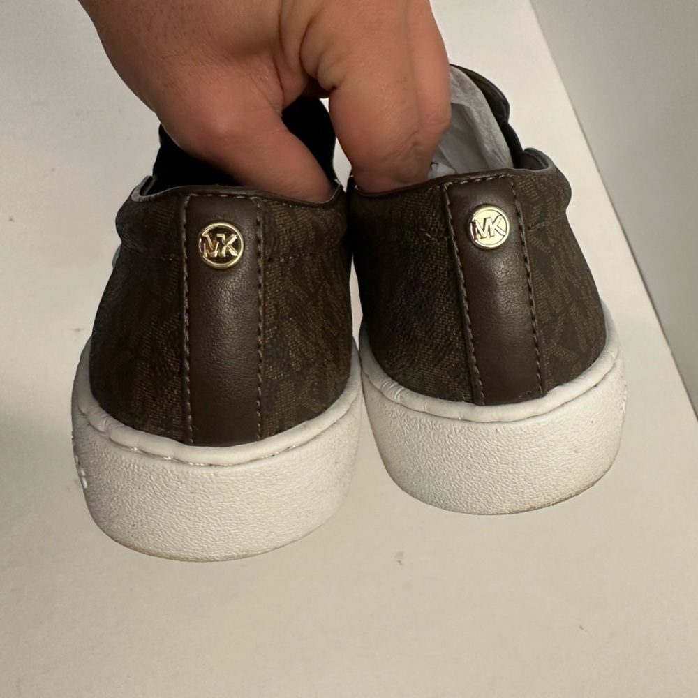 Michael Michael Kors Women’s TEDDI slip on Shoes - Picture 5 of 9